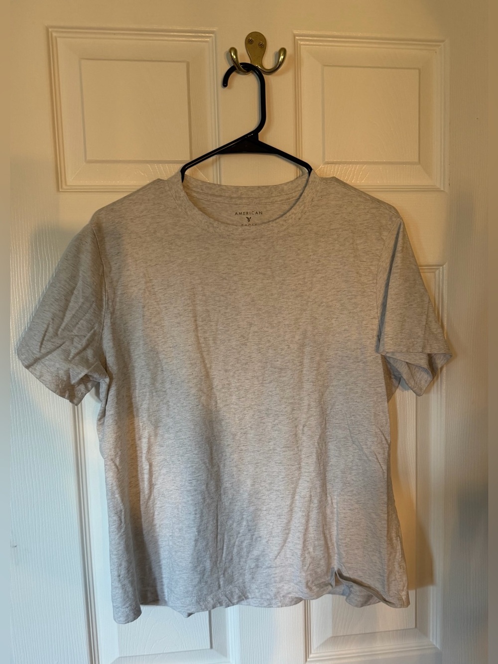 American Eagle Outfitters Women’s Gray Crew Neck T‑Shirt